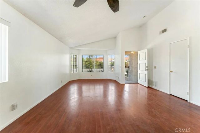 1489 S Palm Avenue, Hemet, CA 92543