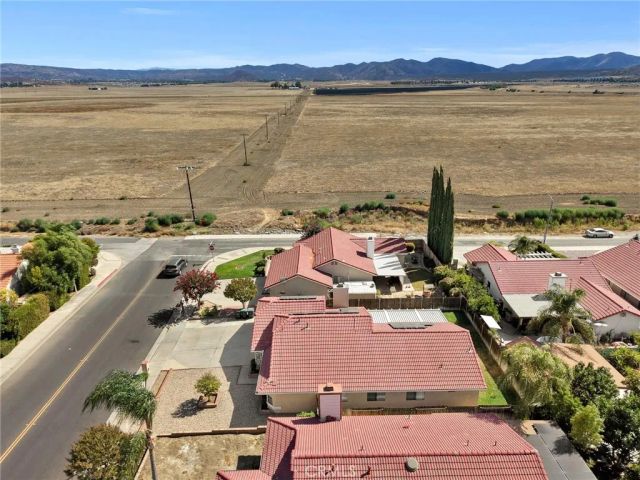 1489 S Palm Avenue, Hemet, CA 92543