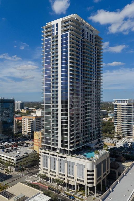 275 1ST AVENUE S 3501, St Petersburg, FL 33701