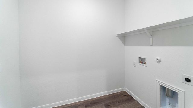 504 Estuary DR, Maxwell, TX 78656