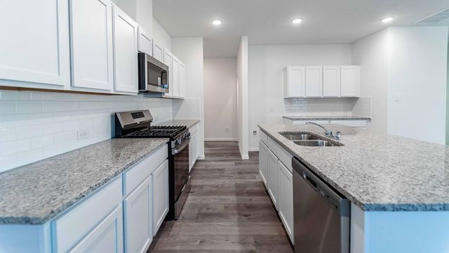 504 Estuary DR, Maxwell, TX 78656