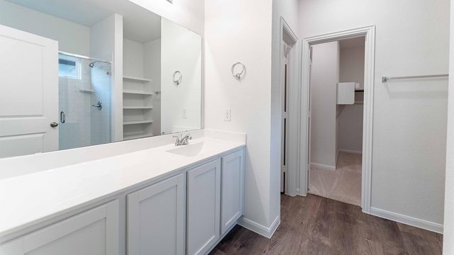 504 Estuary DR, Maxwell, TX 78656