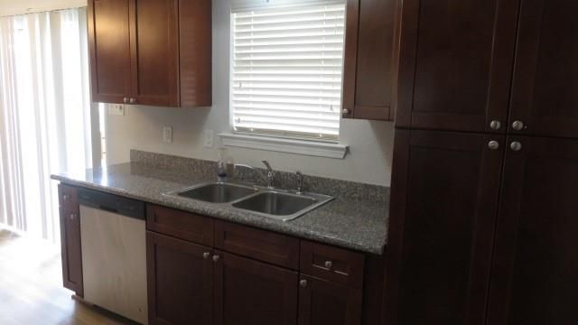 3221 Wheatridge Street, Pearland, TX 77581