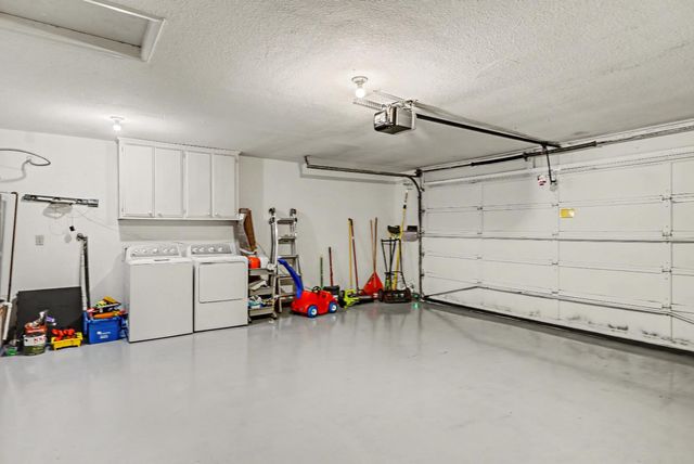 1804 Laurel Oak Dr, Modesto, CA 95354