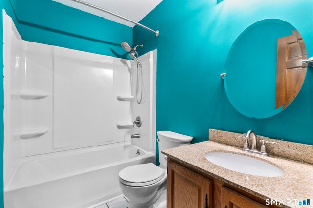 1655 North Colony Road 15, Meriden, CT 06450