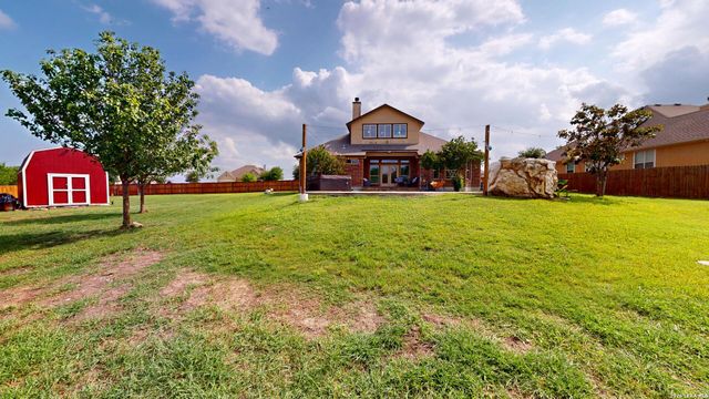 10111 Shallow Bank, Converse, TX 78109