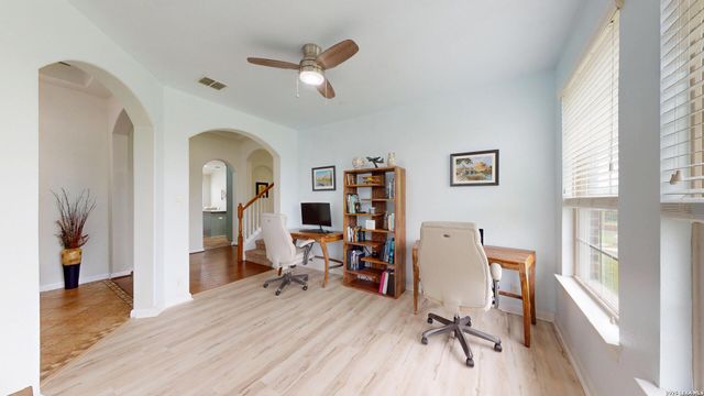 10111 Shallow Bank, Converse, TX 78109