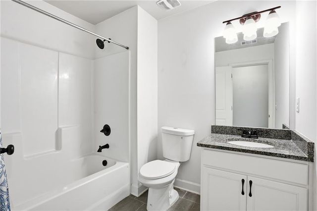 95 Hawthorn Lane, Covington, GA 30014