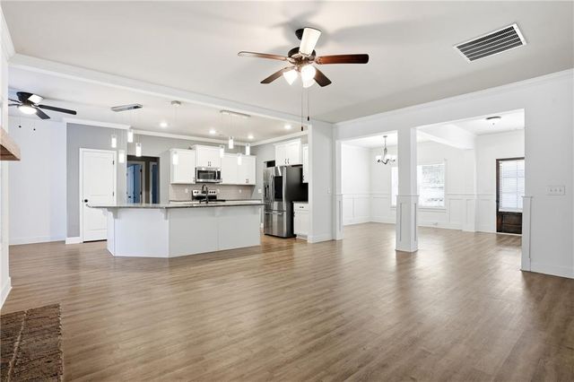 95 Hawthorn Lane, Covington, GA 30014