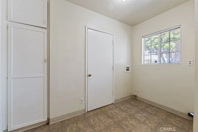 5876 Denmead, Lakewood, CA 90713
