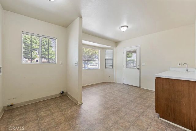 5876 Denmead, Lakewood, CA 90713