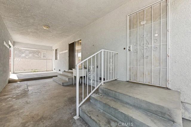 5876 Denmead, Lakewood, CA 90713