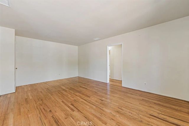 5876 Denmead, Lakewood, CA 90713