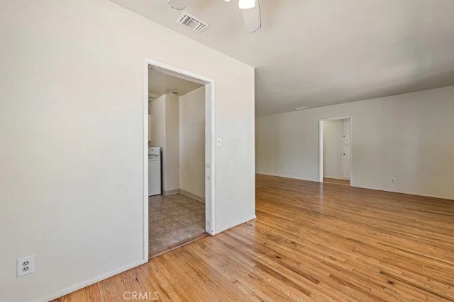 5876 Denmead, Lakewood, CA 90713