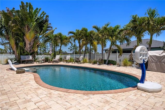 2553 NW 21st PL, Cape Coral, FL 33993