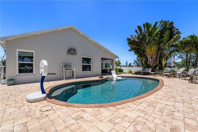2553 NW 21st PL, Cape Coral, FL 33993