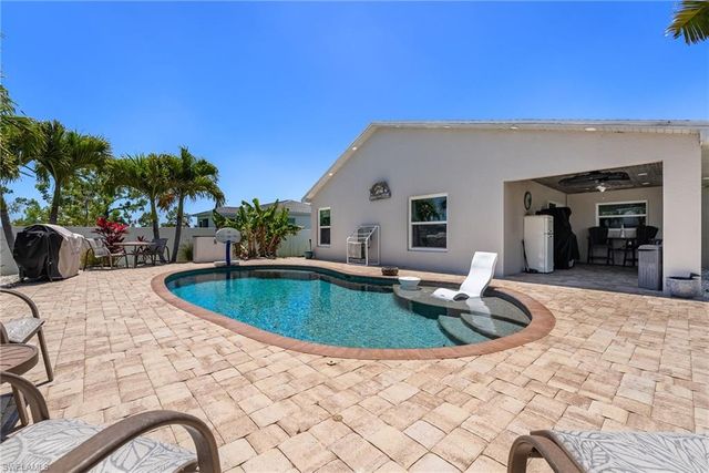 2553 NW 21st PL, Cape Coral, FL 33993