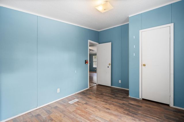 743 Oak MDWS, San Marcos, TX 78666