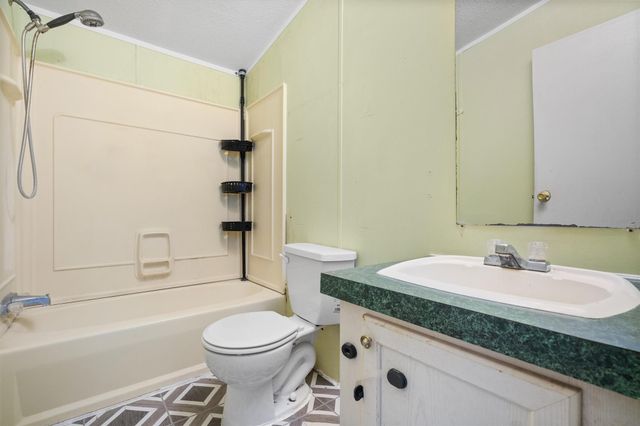 743 Oak MDWS, San Marcos, TX 78666