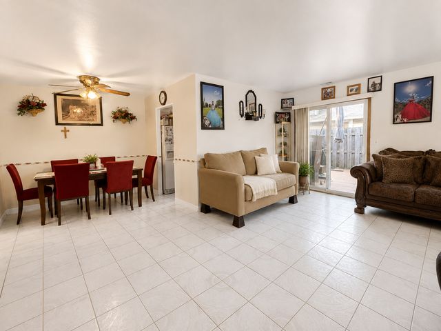 1457 Fremont Drive, Hanover Park, IL 60133