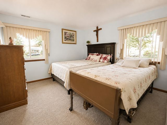 1457 Fremont Drive, Hanover Park, IL 60133