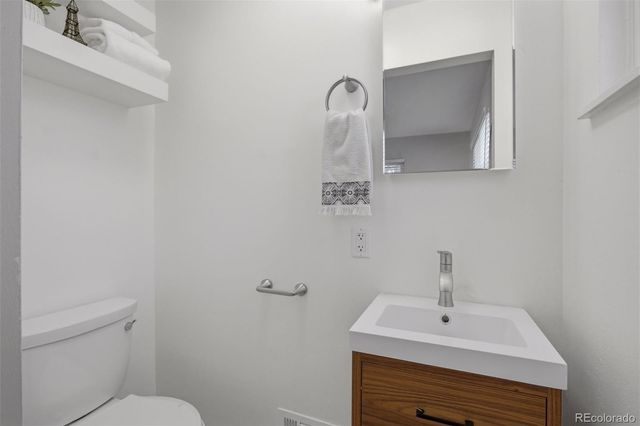 5301 S Washington Street, Littleton, CO 80121