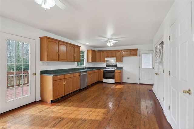 7641 Beechwood DR, Lanexa, VA 23089