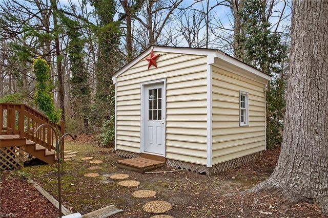 7641 Beechwood DR, Lanexa, VA 23089