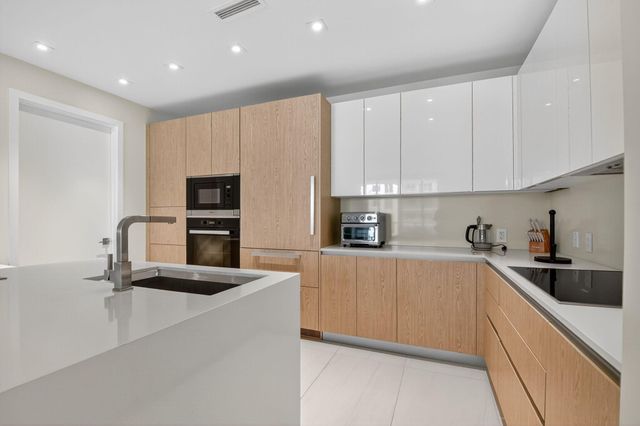 3100 N Ocean Drive 1210 H, Singer Island, FL 33404