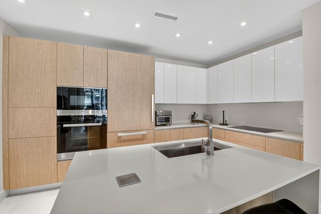 3100 N Ocean Drive 1210 H, Singer Island, FL 33404