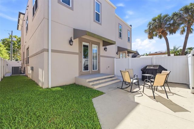 2407 W NORTH B STREET 1, Tampa, FL 33609