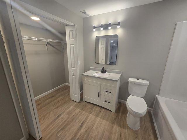 315 E Arlington Street, Bangor, MI 49013