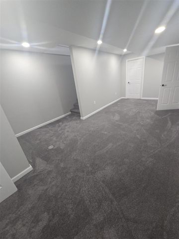 315 E Arlington Street, Bangor, MI 49013