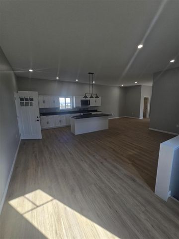315 E Arlington Street, Bangor, MI 49013