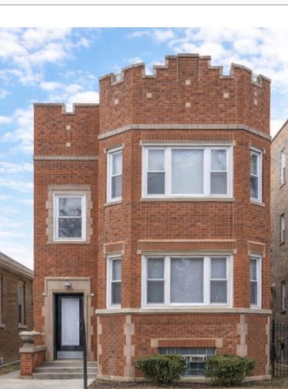 8210 S Justine Street 2FL, Chicago, IL 60620
