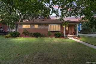 9912 Deering Street, Livonia, MI 48150