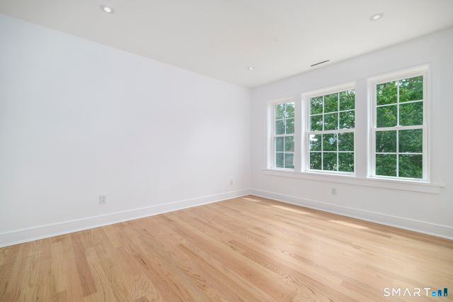 1911 Summer Street 3, Stamford, CT 06905