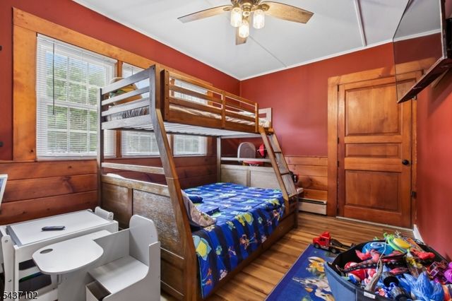 52 Charlestown Rd, Hampton Boro, NJ 08827