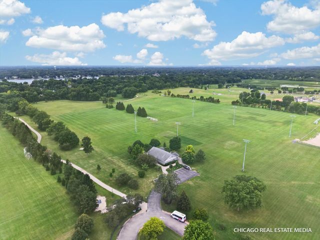 1358 Cottonwood Lane, Crystal Lake, IL 60014