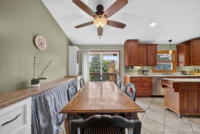 1358 Cottonwood Lane, Crystal Lake, IL 60014