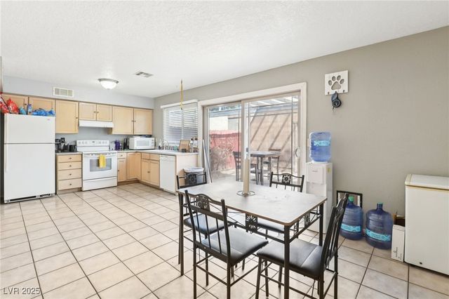 3233 Kinsale Court, Las Vegas, NV 89121