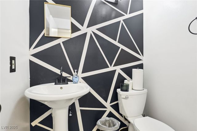 3233 Kinsale Court, Las Vegas, NV 89121