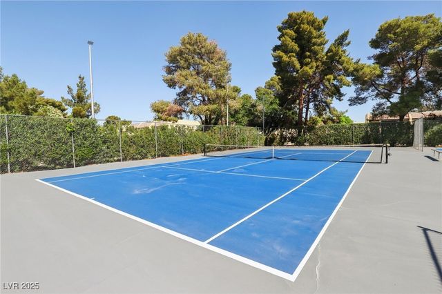 3233 Kinsale Court, Las Vegas, NV 89121