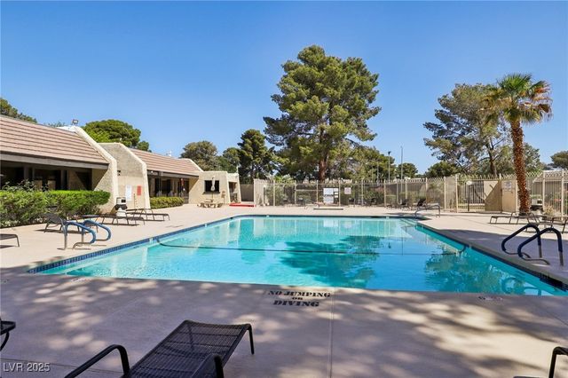 3233 Kinsale Court, Las Vegas, NV 89121