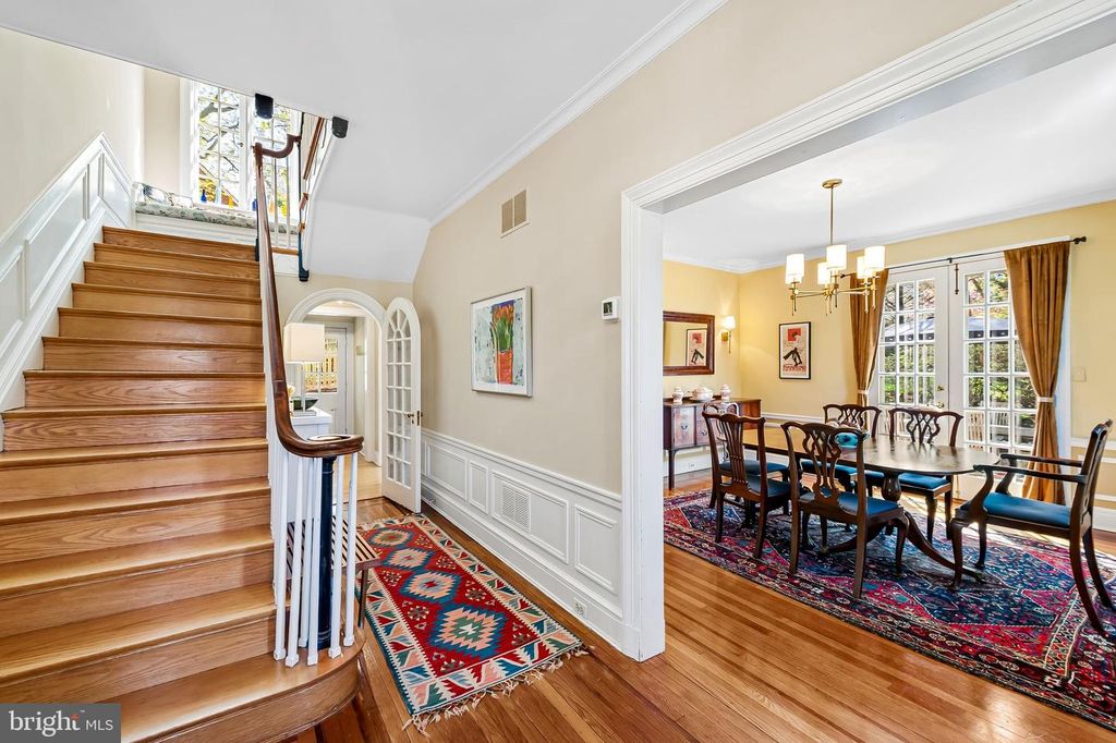 Image 4 of property listing at 5211 TILBURY WAY, Baltimore, MD 21212