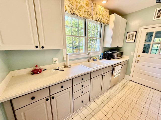 822 Poinsettia Street, Columbia, SC 29205