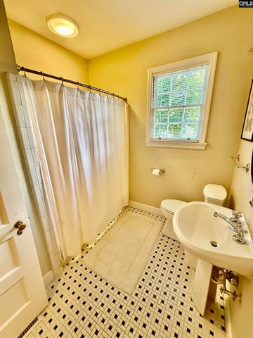 822 Poinsettia Street, Columbia, SC 29205