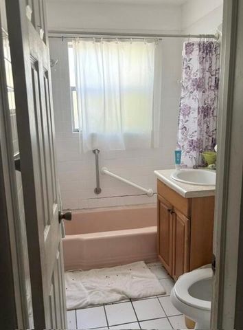 901 S F Street, Lake Worth Beach, FL 33460