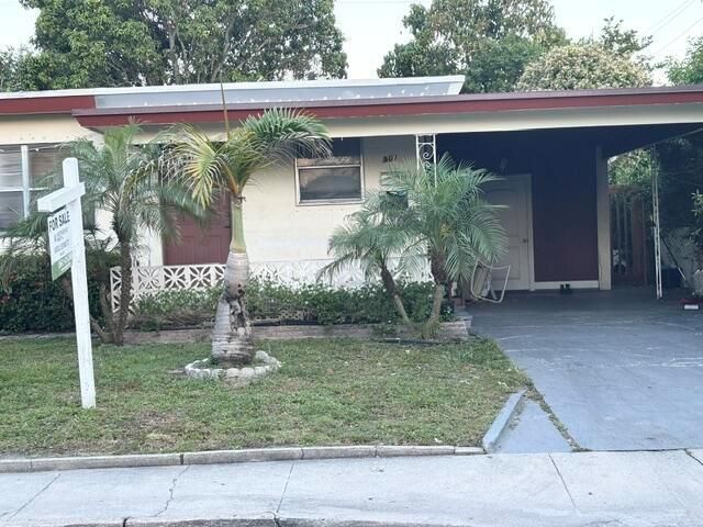 901 S F Street, Lake Worth Beach, FL 33460