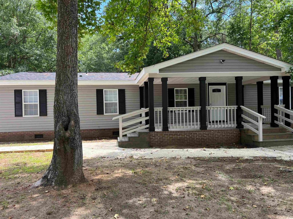 425 East Surfwind Dr., Murrells Inlet, SC 29576